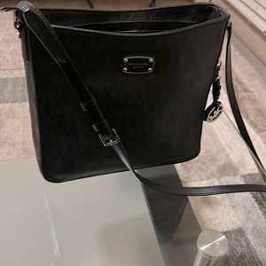 Black medium Michael Kors Crossbody